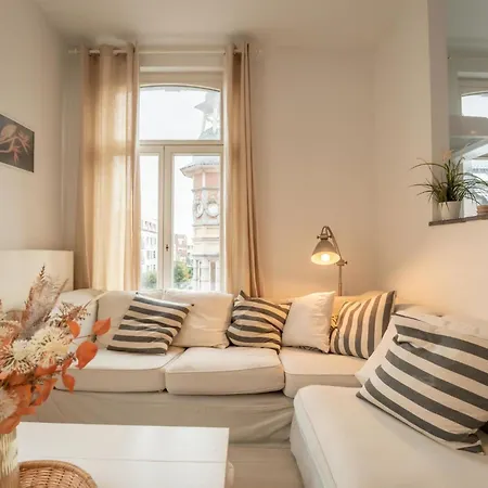 Daire Charlemagne Ii By Interhome