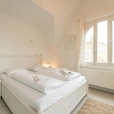 Daire Charlemagne Ii By Interhome *
